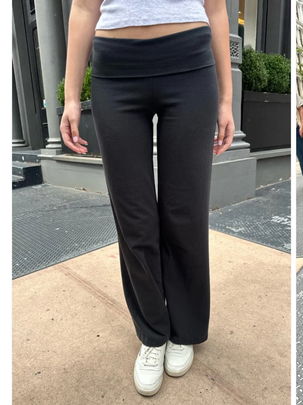 Brandy Melville Priscilla pants black